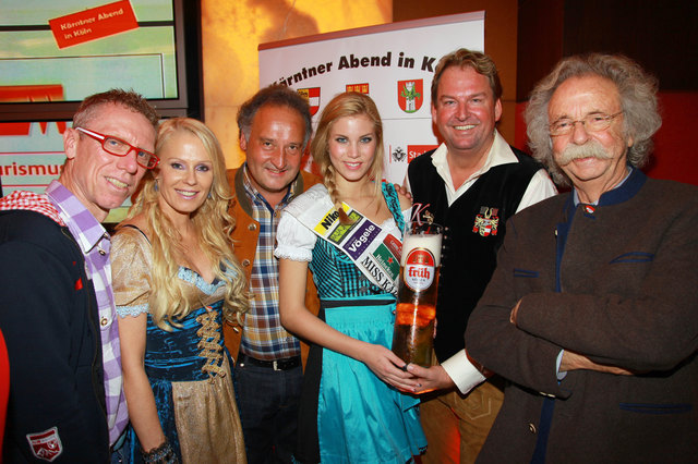 FC Köln Trainer Peter Stöger mit seiner Ulrike, Hotelier Wolfi Hinteregger, Miss Kärnten Tanja Doppelreiter, Veranstalter Jürgen "Blacky" Schwarz & Fernsehmoderator Jean Pütz (v.l.n.r.) | Foto: KK
