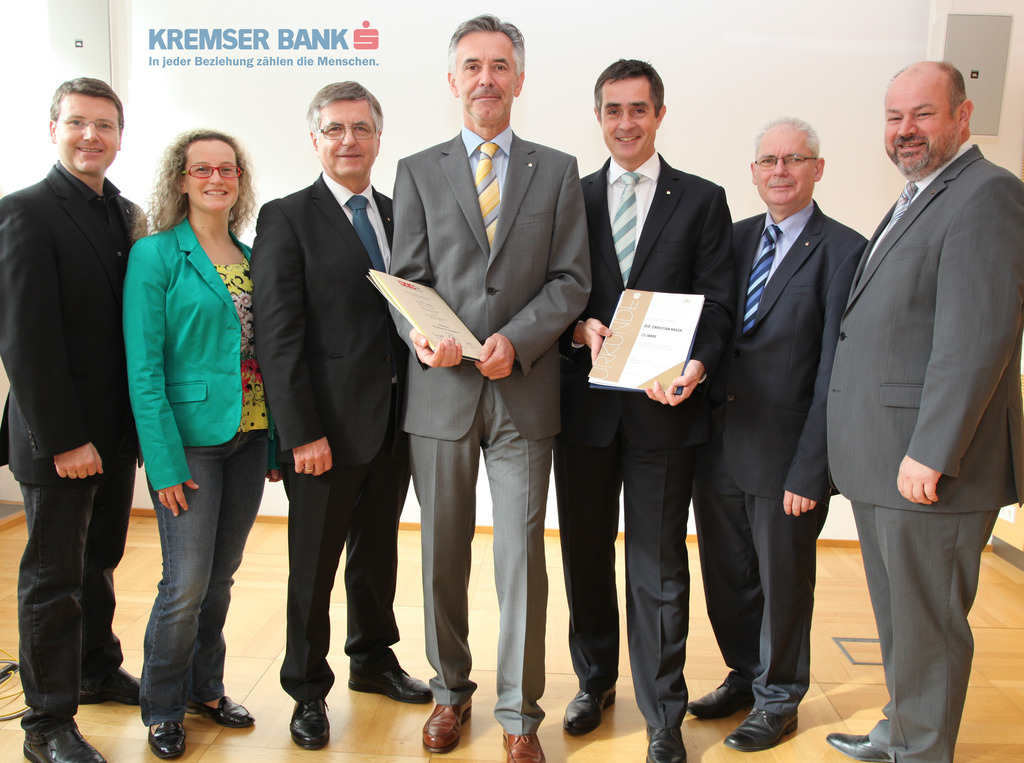 Dienstjubilaen In Der Kremser Bank Herzogenburg Traismauer