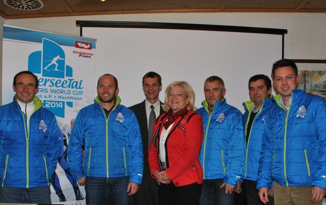 Georg Wörter, Stefan Niedermoser, Martin Weigl, Brigitte Lackner, Konrad Walk, Helmut Jakob, Florian Phleps (v. li.). | Foto: Foto: WMP