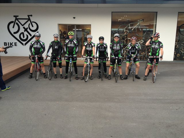 Das Radteam holte sich den 3. Platz bei der Kitzalp Bike und den 8. Platz in der Teamwertung beim Arlberg Giro. | Foto: Peto-Rad-Team Tirol West