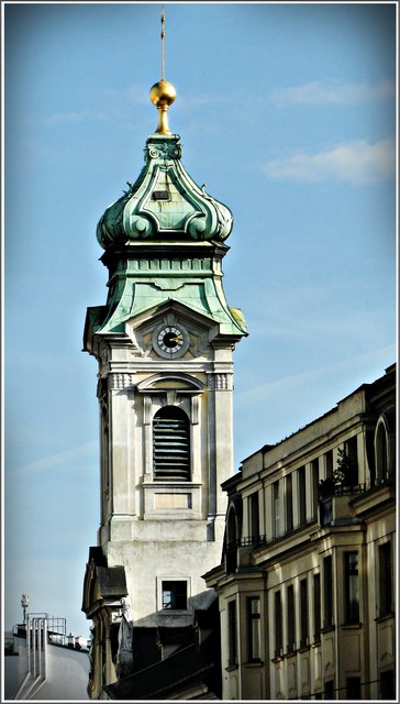 Die Elisabethinenkirche hl. Elisabeth ist eine Klosterkirche beim Kloster und Krankenhaus St. Elisabeth im 3. Wiener Gemeindebezirk Landstraße in der Landstraßer Hauptstraße 4a