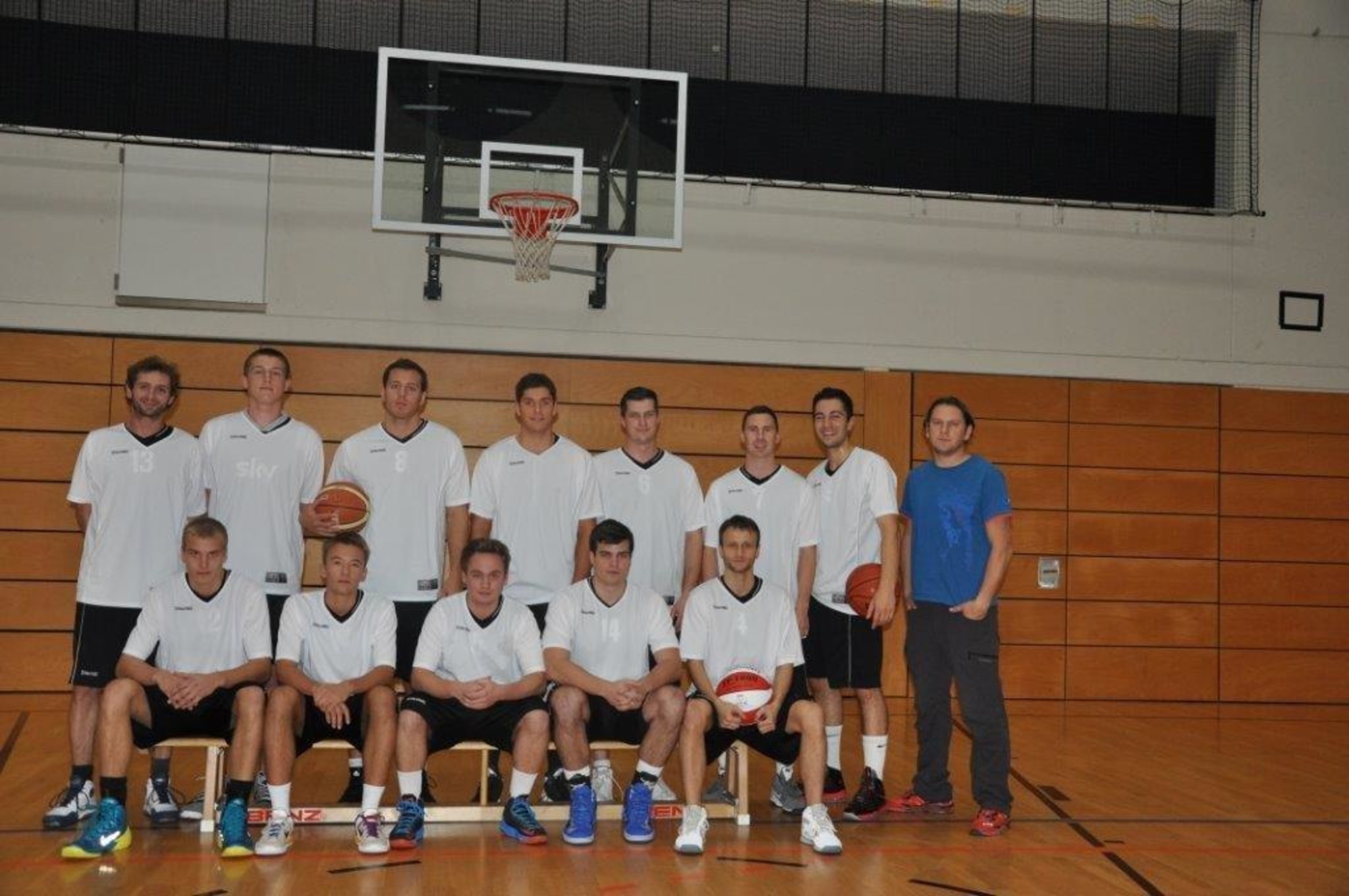Basketball Landesliga SV OLYMPISCHES DORF SIEGT AUCH GEGEN VIZEMEISTER