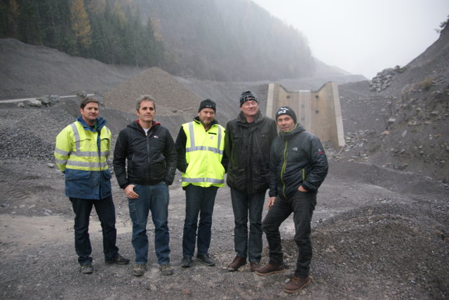 Lokalaugenschein: Andreas Sauer, GF Thomas Waltle, Langesgeologe Gunther Heißel, Christian Weber (WLV) und Bernd Tamanini.