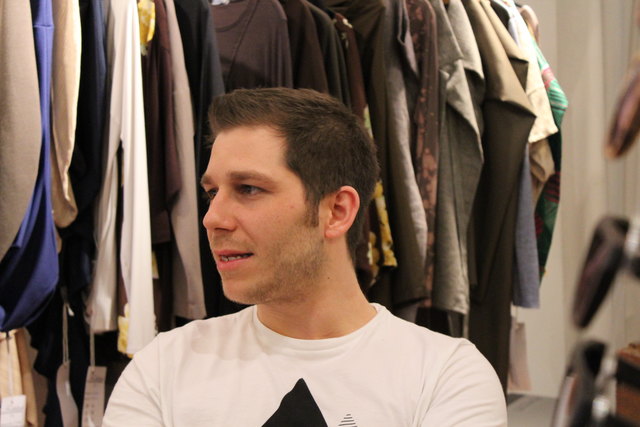 zerum-Geschäftsführer Marco Toth spricht über die Gründungsphase des Modelabels. | Foto: M. Knauss