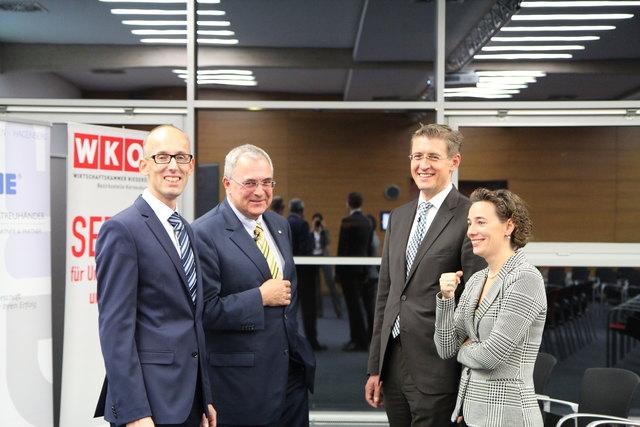 Steuerberater Martin Baumgartner, Werner Schoderböck, Rechtsanwalt Werner Borns, Anna-Margaretha Schrittwieser.
