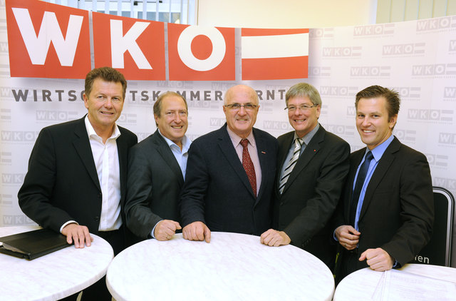 LR Wolfgang Waldner, LR Rolf Holub, WK-Präsident Franz Pacher, LH Peter Kaiser und Franz Hammerschmied von der ÖBB-Infrastruktur | Foto: fritzpress
