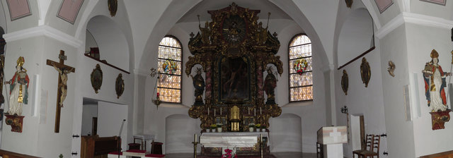 Das Innere der Pfarrkirche Mauterndorf, dem heiligen St. Bartholomäus geweiht.