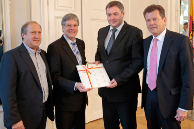 LH Peter Kaiser LR Rolf Holub und LR Wolfgang Waldner empfingen den slowenischen Umweltminister Dejan Zidan | Foto: Eggenberger