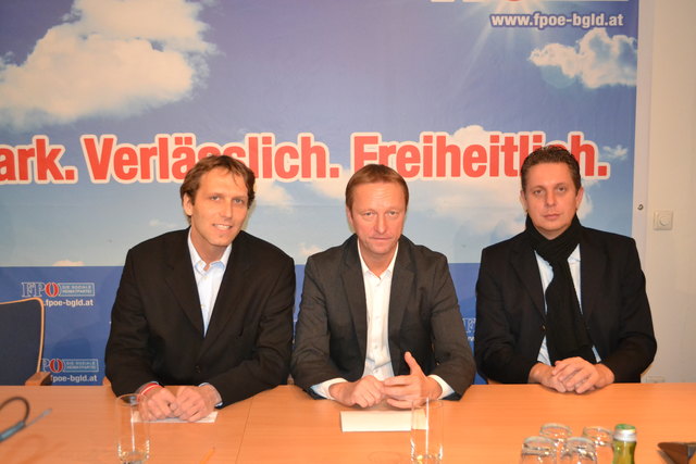 FPÖ-BPO Herbert Schütz und Landeschef Johann Tschürtz sprechen von unhaltbaren Zuständen in Sigleß. | Foto: Gsellmann