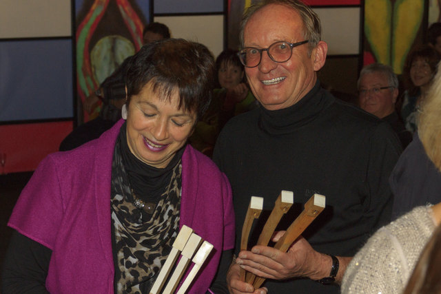 Elisabeth Schuster und Dietmar Koler mit den Tasten zum Kinderklassiker "Alle meine Entchen"