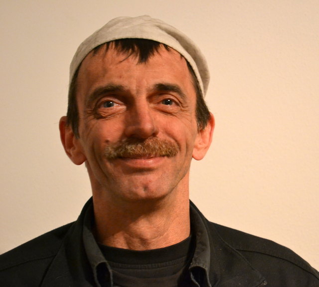 Der Braunauer Rauchfangkehrer Hans Loidl ist im Bezirk als lebender Glücksbringer unterwegs.