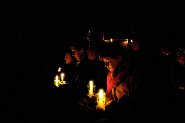 Ohne elektrisches Licht, dafür mit viel innerer Ruhe: in der Adventzeit werden Rorate-Messen gerne besucht. | Foto: KK