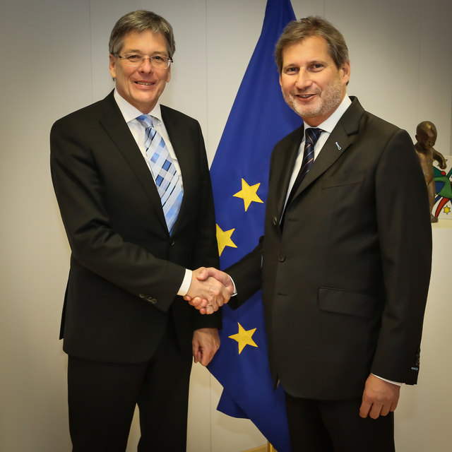 LH Kaiser mit EU-Komissar Johannes Hahn | Foto: Verbindungsbüro Brüssel