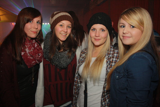 Corinna Stranzinger aus Feldkirchen, Verena Daxecker aus Schalchen, Simone Mitterbauer aus Schalchen und Christina Meiringer aus Schalchen