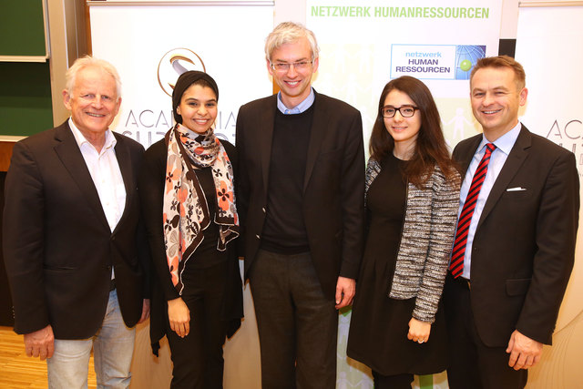 Bruno Buchberger (RISC, JKU), Mariam Rady, (JKU CD Lab), Michael Strugl (ACADEMIA SUPERIOR), Mirlinda Ademi (Absolventin Stiftung Talente), Werner Pamminger (Clusterland Oberösterreich GmbH). | Foto: Academia Superior/Wakolbinger
