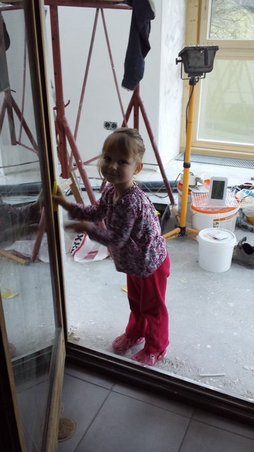 Sogar unsere Kleine ist schwer am schuften......