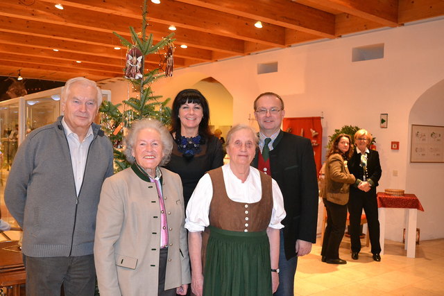 Richard Findl (l.), Edith Paischer, Elisabeth Blum, Franziska Rettenbacher und Johannes Waidbacher.