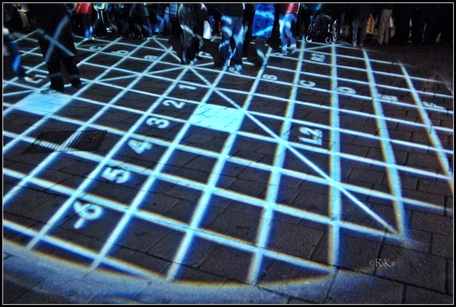 interessante Lichtmalerei am Stephansplatz