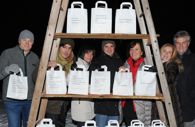 Kunstrausch statt Kaufrausch: Hermann Orasche, Alexander Mack, Martina Ogris, Ewald Reischel, Cornelia Mack, Bettina Welle und Gerald Knapp
