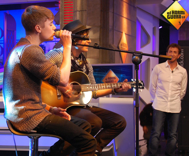 Biebs begeistert viele Fans mit seinen Songs. | Foto: ElHormiguero(2)/flickr/CC BY-ND 2.0