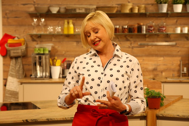 Ab 7. Jänner kocht und moderiert Elisabeth Engstler bei der ORF-Show Frisch gekocht: "Ohne Hunger kann ich wirklich nicht kochen."