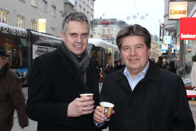 Landesgeschäftsführer Christian Horner (l.) und SP-Vorsitzender Reinhold Entholzer.