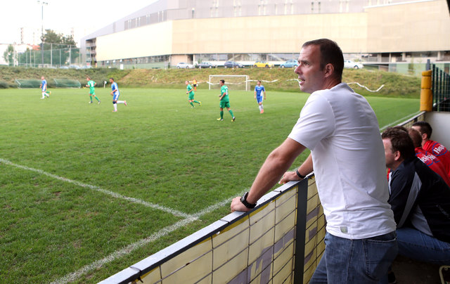 Stellungswechsel: An die Zuschauerrolle als Trainer beim SV Räder Nais Tobelbad hat sich Haas mittlerweile gewöhnt. | Foto: GEPA