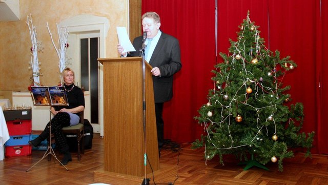 Vizebürgermeisterin Christl Rauch in Erwartung ihres ersten Einsatzes mit der "Streirischen". (Foto: F. Tüchler)