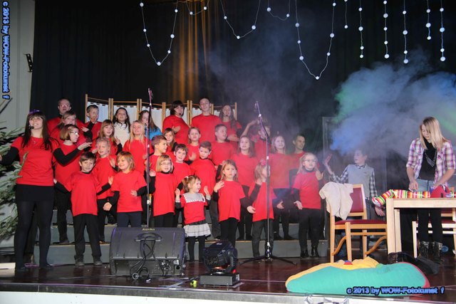 Kids Forever mit ihrem Weihnachtsmusical "Du Lieber Himmel"