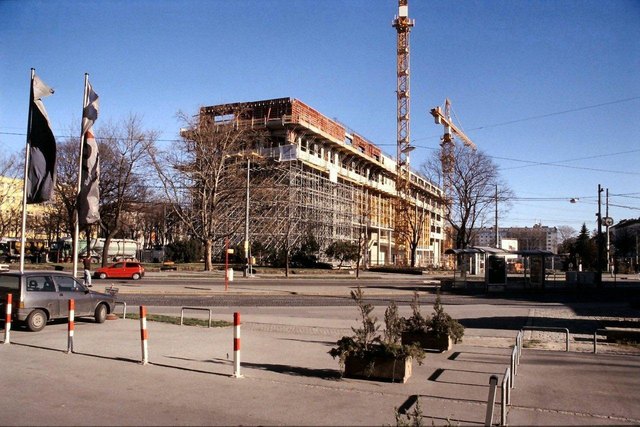 2002: Neubau der Fachhochschule Technikum Wien am Höchstädtplatz 5. | Foto: Techler