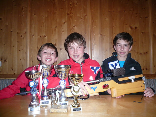 Die erfolgreichen Biathlon-Brüder Christopher, Markus und Alexander Ortner.
