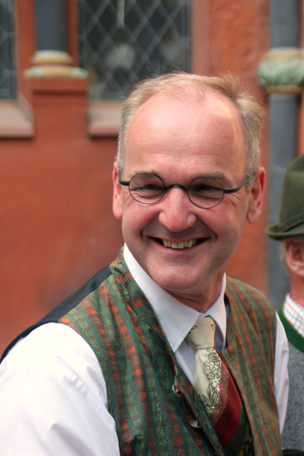 Bürgermeister Peter Ellmer: "Jetzt können wir wieder mehr investieren".