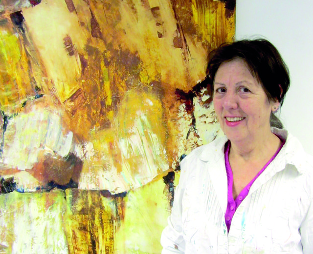 Thea Barth stellt in den Atelierräumen „Künstler am Thiersee“ aus.