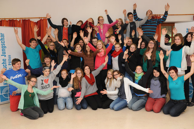 Tolle Stimmung herrscht bei hochmotivierten Jungscharleitern im Jugendhaus Schacherhof.
