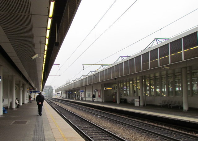Dafür hab i da a Viertelstund auf n Zug nach Kaiserebersdorf warten müssn :-)