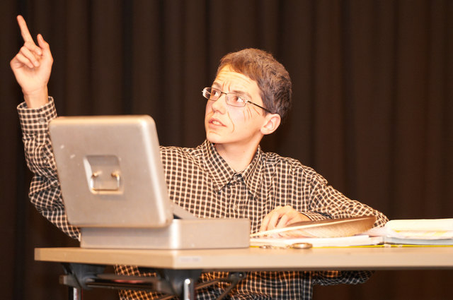 Die Schüler spielten für einen guten Zweck Theater.