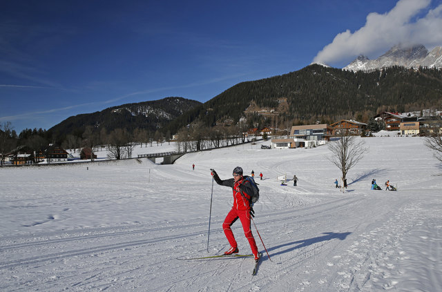 Top-Langlauf-Bedingungen in Ramsau durch aktives Schneemanagement.