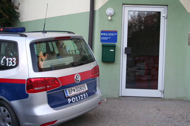 Mit sieben Planstellen soll sich die Polizeiinspektion Statzendorf in "mittlerer Gefahr" für eine Zusammenlegung befinden.