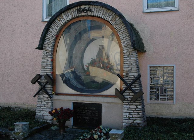 Barbaradenkmal in Bruckmühl