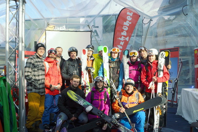 Martin „McFly“ Winkler und Stefan Häusl mit ihren Freeride-Gruppen bei den Kitzbühel Freeride Weeks. | Foto: Foto: smpr.at