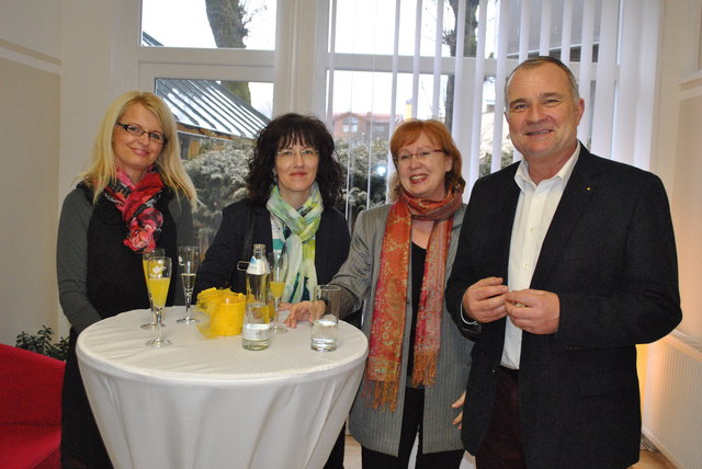 Mann zu Gast: Elisabeth Michor, Tanja Korak, Jutta Tschachler und Karl Tillian (von li.)