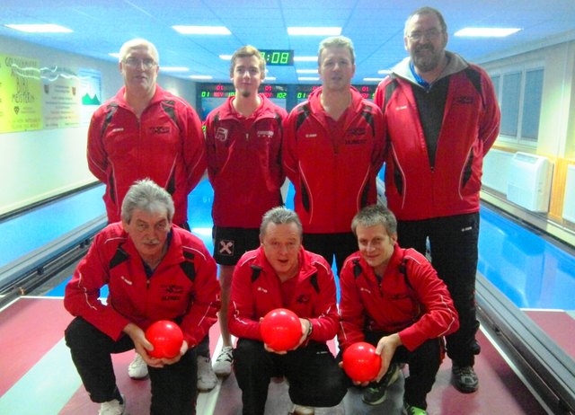 Das Team des KV Mank ging mit 1:7 unter, Richard Prüller (hinten 2.v.l.) war der Beste. | Foto: privat