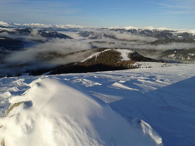 Blick hinunter zum Hirnkopf und der Bergstation