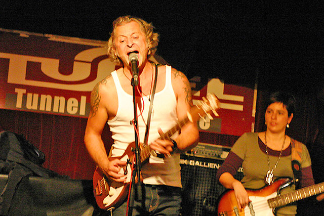 Blues-Sänger Sir Oliver Mally war nur einer der Musikgrößen, die im Tunnel Live-Musik zum Besten gaben.