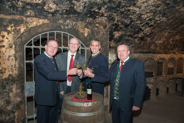 Kapellmeister Prof. Sepp Weber, Obmann Martin Aschauer, Dir. Dieter Faltl und Org.Referent Gottfried Völker | Foto: Foto: privat