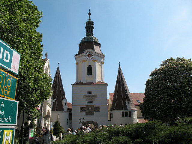KREMS --- STEINER TOR ---