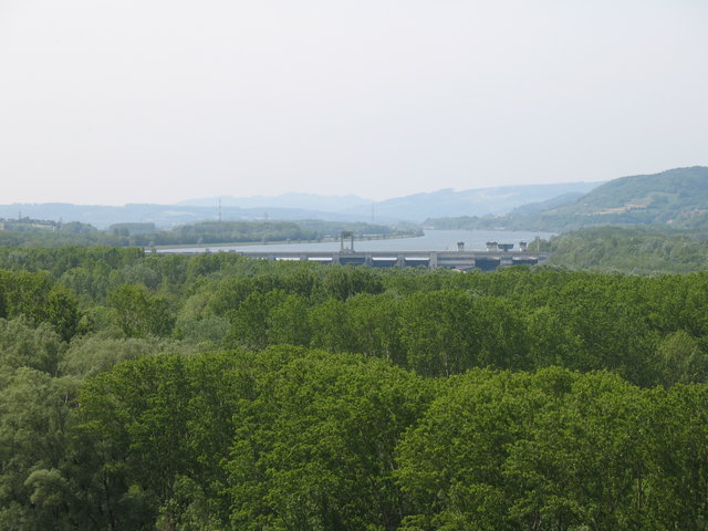 Blick vom Stift zur Donauschleuse