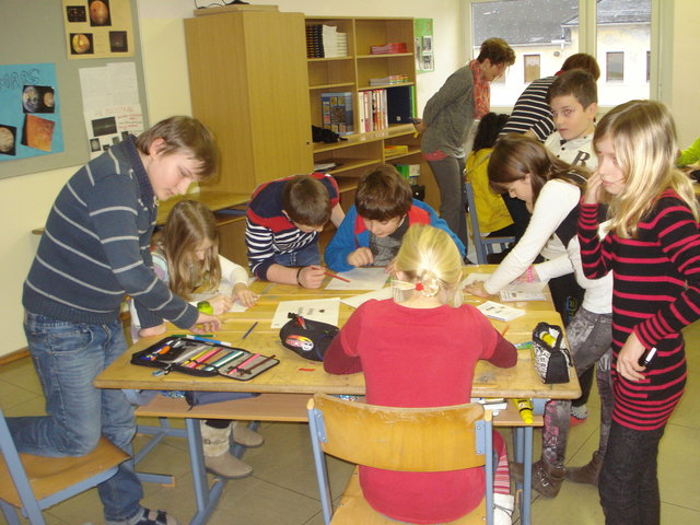 Angehende Mittelschüler erfuhren beim Stationenbetrieb Wissenswertes über Tiere. | Foto: KK