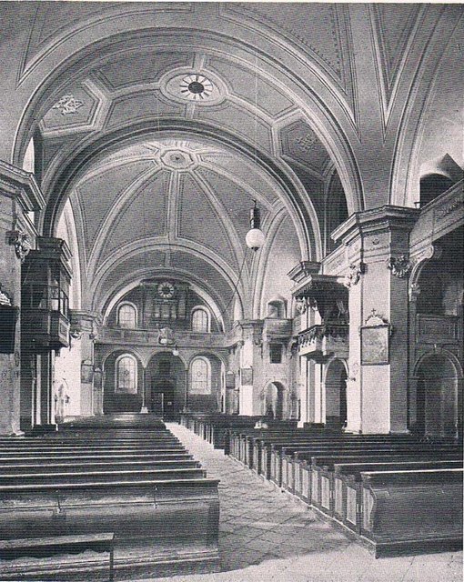 Zwei Ziffernblätter sind im Gewölbe und an der Orgel zu sehen. | Foto: Österr. Kunsttopographie