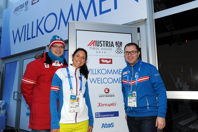 Bäcker Günter Koxeder aus Lasberg, die Hellmonsödterin Julia Wiltschko und Wolfgang Mayer aus Reichenau in Sotschi. | Foto: ÖOC/Spiess